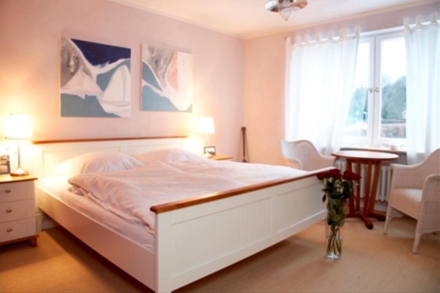 Strandhaus Edersee Nr 12 - Kaminzimmer, Seeblick, Badestrand, Seeterrasse 3* Waldeck (Hessen)